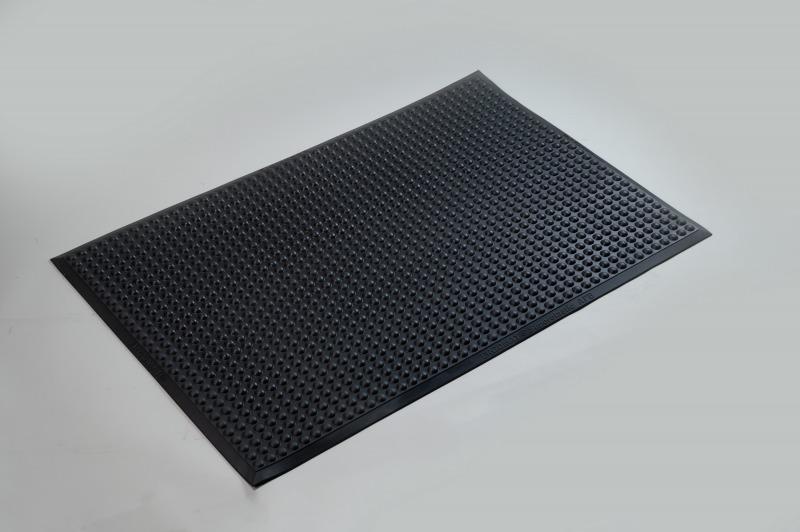 ■NOTRAX 耐油疲労軽減マット セーフティスタンスソリッド 660X1020[直送DS][店頭受取不可] NOTRAX 耐油疲労軽減マット セーフティスタンスソリッド 660X1020 (1枚